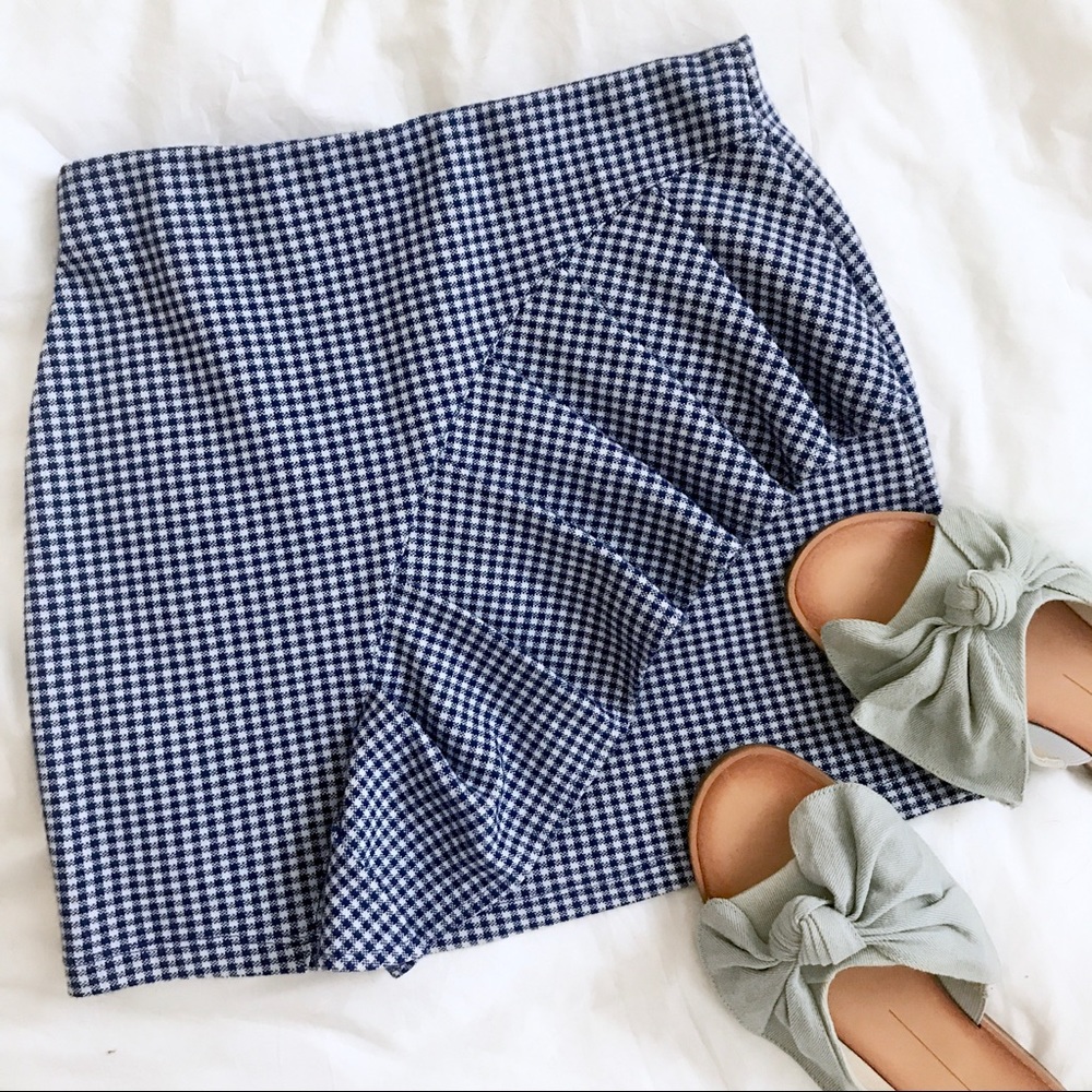 Topshop Gingham Ruffle Miniskirt - Picture 4 of 8